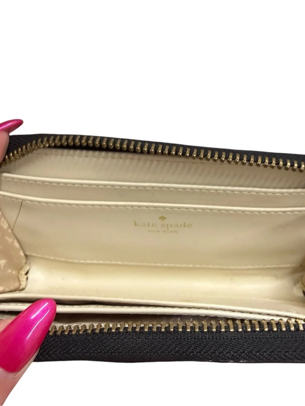 Vintage kate spade Black Patent Zip Around Wristlet Wallet